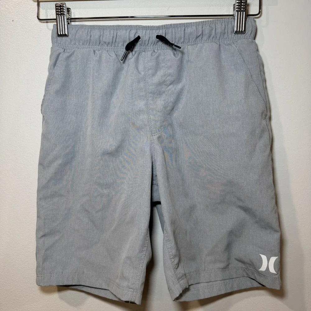 Hurley Boys Hybrid Short 4-Way Stretch, Elastic Waistband Size small gray
